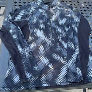 Athleta 3/4 zip pullover